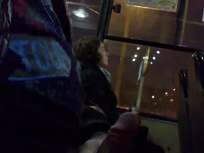 Blond mamma dejtar en svart kille