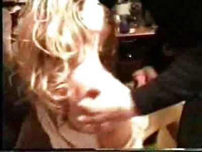 Ella Reese blir snyggt körd efter att ha gett huvudet