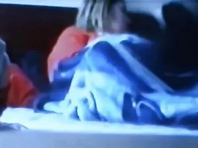 Stepmom Shalina Devine och unga Selvaggia suger kuk och knulla med hingst